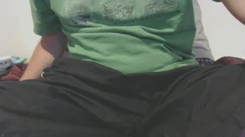 Snapshot of massagermike chatting on 24, 6, 2026 massagermike online show from 24, 6, 2026