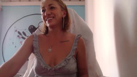 Snapshot of massielferretis chatting on 7, 3, 2026 massiel ferreti online show from 7, 3, 2026