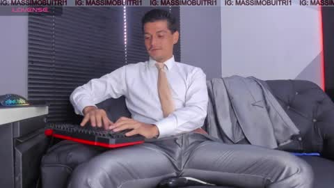 Snapshot of massimo_g chatting on 20, 4, 2026 I am Massimo online show from 20, 4, 2026
