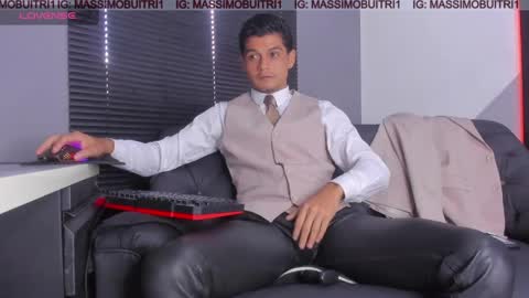 Snapshot of massimo_g chatting on 15, 5, 2026 I am Massimo online show from 15, 5, 2026