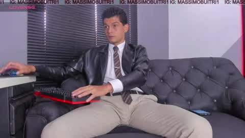 Snapshot of massimo_g chatting on 16, 5, 2026 I am Massimo online show from 16, 5, 2026