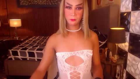 massivecockasiants online show from 18, 4, 2026