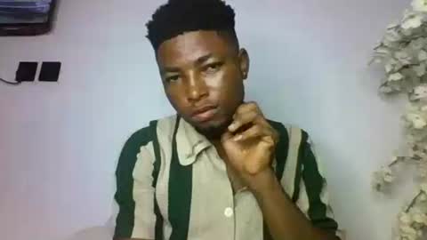 Snapshot of master_kael chatting on 14, 12, 2025 Master Kael online show from 14, 12, 2025