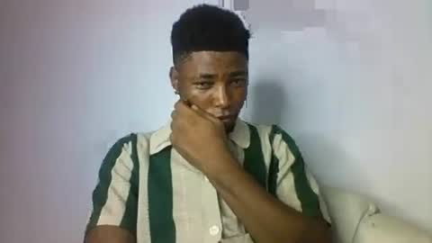 Snapshot of master_kael chatting on 20, 12, 2025 Master Kael online show from 20, 12, 2025