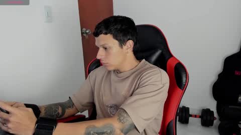 Snapshot of masterdave7 chatting on 10, 9, 2025 Dave online show from 10, 9, 2025