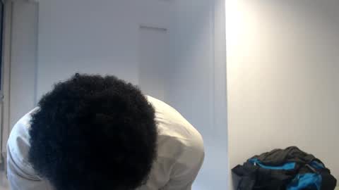 Snapshot of masterdomfuck chatting on 5, 3, 2025 Masterdomfuck online show from 5, 3, 2025