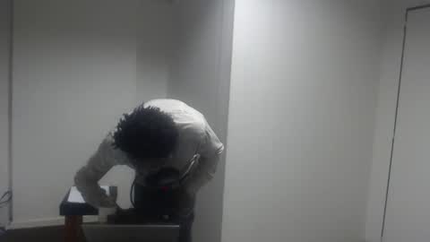 Snapshot of masterdomfuck chatting on 3, 10, 2025 Masterdomfuck online show from 3, 10, 2025