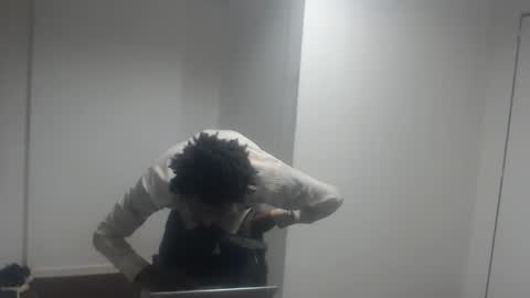 Snapshot of masterdomfuck chatting on 31, 10, 2025 Masterdomfuck online show from 31, 10, 2025