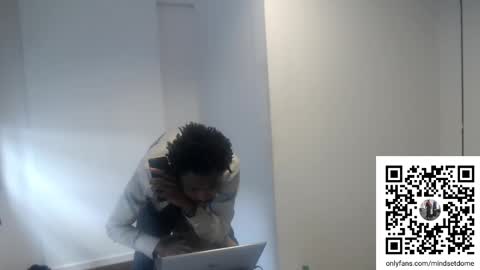 Snapshot of masterdomfuck chatting on 5, 11, 2025 Masterdomfuck online show from 5, 11, 2025