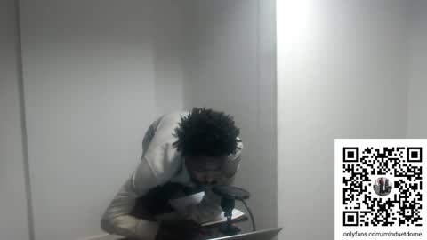 Snapshot of masterdomfuck chatting on 8, 11, 2025 Masterdomfuck online show from 8, 11, 2025