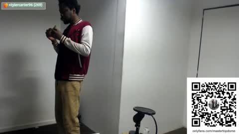 Snapshot of masterdomfuck chatting on 27, 11, 2025 Masterdomfuck online show from 27, 11, 2025