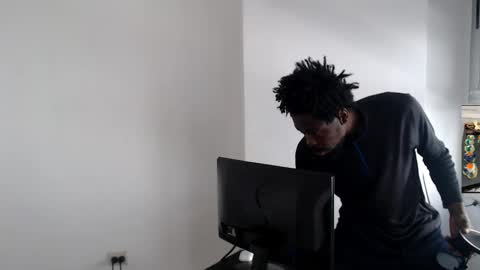 Masterdomfuck online show from 18, 3, 2026