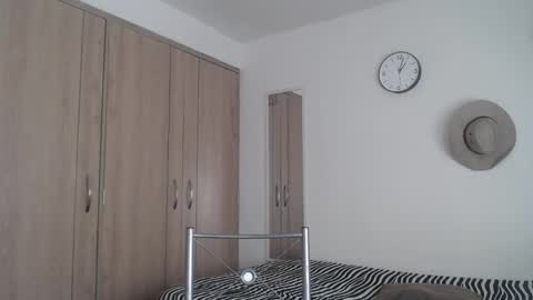   online show from 20, 1, 2025