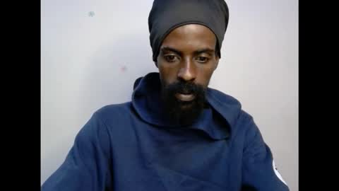 Snapshot of masterr_bate chatting on 29, 10, 2025 Marl online show from 29, 10, 2025