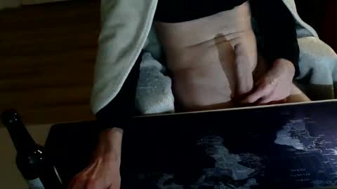 Snapshot of masturbatemindbreaker chatting on 11, 2, 2025 MasturbateMindbreaker online show from 11, 2, 2025