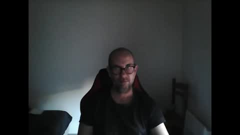 mat11efou online show from 15, 4, 2026