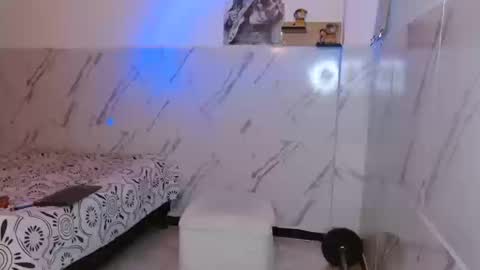 Snapshot of mat_kush chatting on 15, 10, 2025 Matt online show from 15, 10, 2025