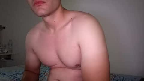Snapshot of mateo2803 chatting on 17, 5, 2026 mateo2803 online show from 17, 5, 2026
