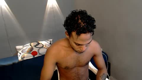 Snapshot of mateo_nick chatting on 19, 4, 2026 Mateo and Noah online show from 19, 4, 2026