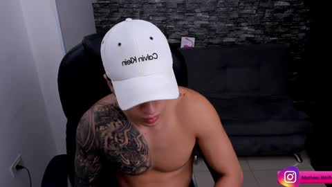 Mathew Independent model online show from 6, 2, 2025