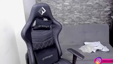 Mathew Independent model online show from 27, 11, 2025