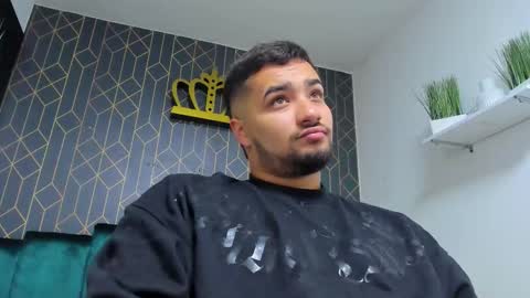 Mathews online show from 15, 9, 2025