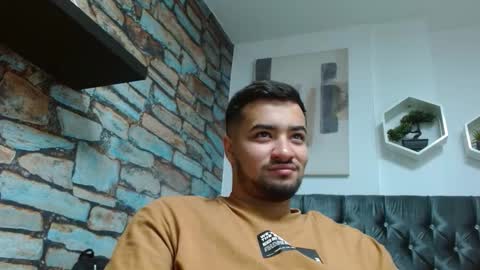 Mathews online show from 17, 9, 2025