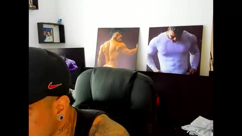 Snapshot of mathews_roses chatting on 2, 12, 2025 Marck Mathews online show from 2, 12, 2025