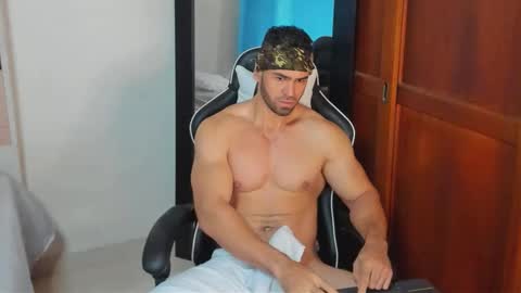 mathews_smith online show from 8, 10, 2025