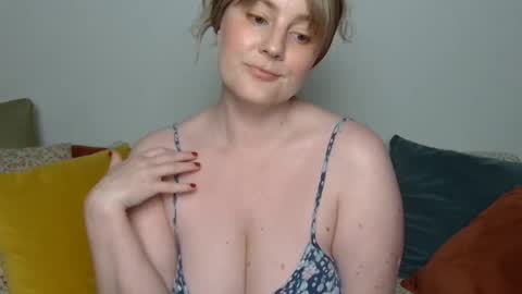 mathilde_solveig online show from 25, 10, 2025
