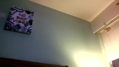 Snapshot of matrye79 chatting on 5, 7, 2026 Liqitallnight4u69 online show from 5, 7, 2026