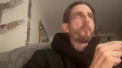 Snapshot of mattcarta chatting on 13, 12, 2025 mattcarta online show from 13, 12, 2025