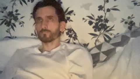 Snapshot of mattcarta chatting on 22, 12, 2025 mattcarta online show from 22, 12, 2025