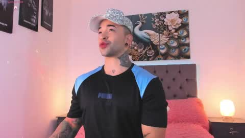 Matthew INDEPENDENT MODEL online show from 27, 3, 2026