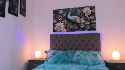Matthew INDEPENDENT MODEL online show from 5, 8, 2026