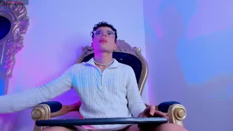 Matthew online show from 2, 11, 2025