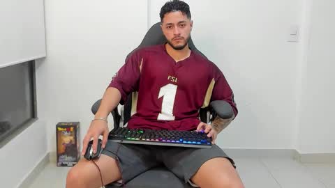 Snapshot of mattia_dupont chatting on 17, 2, 2026 Mattias online show from 17, 2, 2026