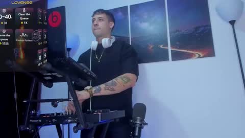 mattsaill_ online show from 18, 11, 2025