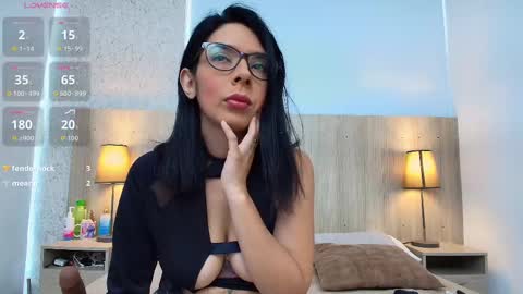 mature_eva online show from 7, 10, 2025