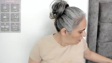 mature_gold online show from 9, 9, 2025