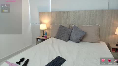 Snapshot of mature_katerin chatting on 15, 12, 2025 katerin online show from 15, 12, 2025