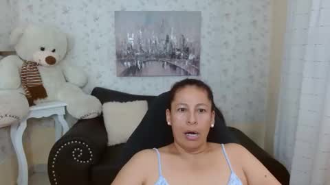Snapshot of mature_martina_ chatting on 19, 4, 2026 Martina online show from 19, 4, 2026