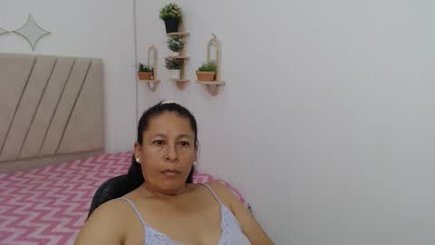 Snapshot of mature_martina_ chatting on 23, 4, 2026 Martina online show from 23, 4, 2026