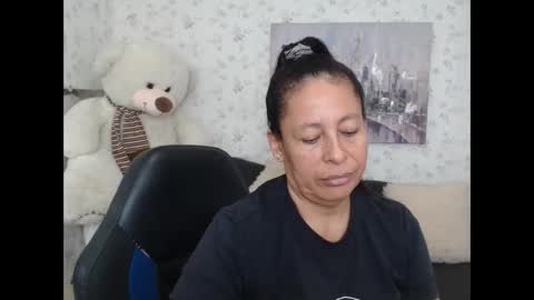 Snapshot of mature_martina_ chatting on 11, 5, 2026 Martina online show from 11, 5, 2026