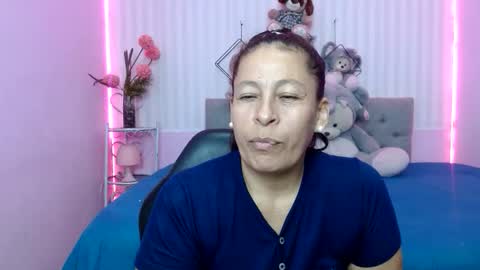 Snapshot of mature_martina_ chatting on 22, 5, 2026 Martina online show from 22, 5, 2026