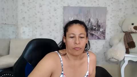Snapshot of mature_martina_ chatting on 31, 5, 2026 Martina online show from 31, 5, 2026