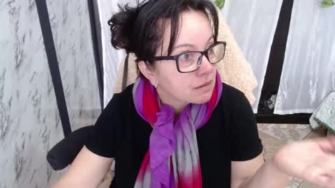 Sonia online show from 25, 2, 2025