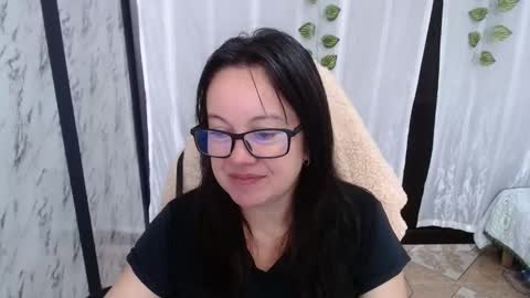 Sonia online show from 1, 3, 2025