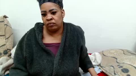 Snapshot of maturedbootyqueen chatting on 11, 6, 2026 QUEEN online show from 11, 6, 2026