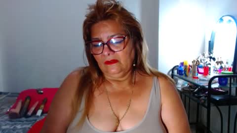 Snapshot of maturehot649 chatting on 19, 5, 2026 maturehot649 online show from 19, 5, 2026